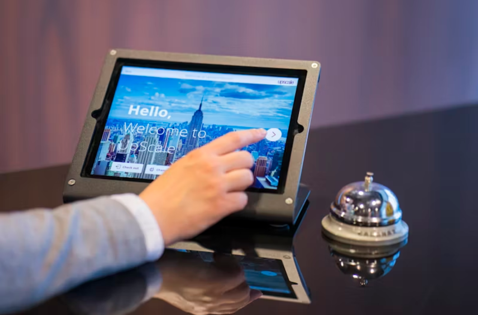 Automating Guest Lifecycle using Digital Glue